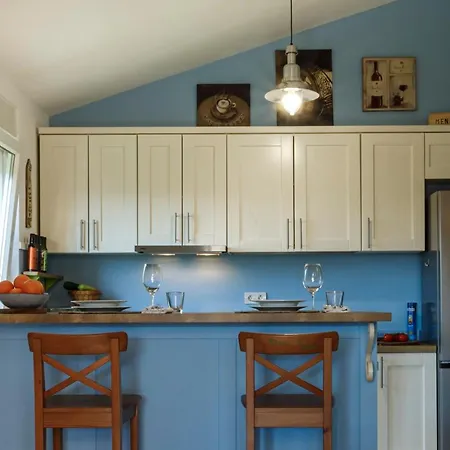 Frank's Place * Πόρετς